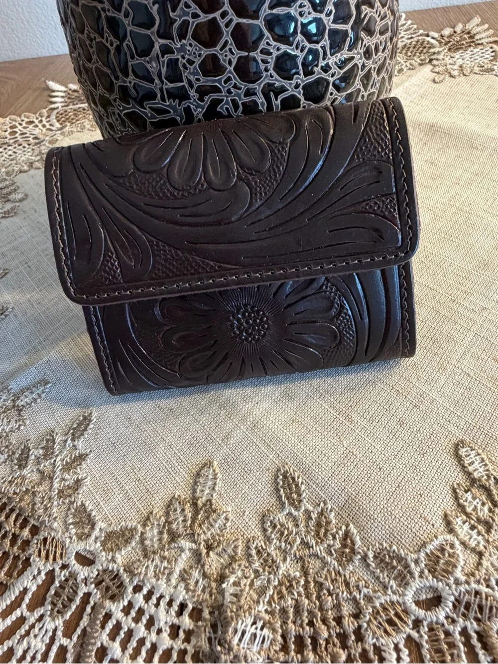 Dk Brown Tooled Leather Snap Wallet. Suede inside with 6 Card Slots. Very Nice!